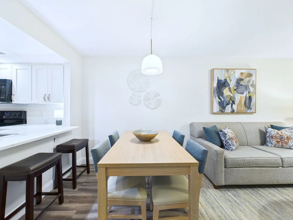 La Cita Country Club 2BR Condo