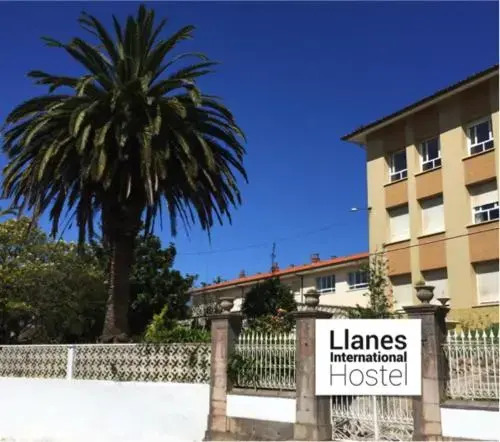 Llanes International Hostel