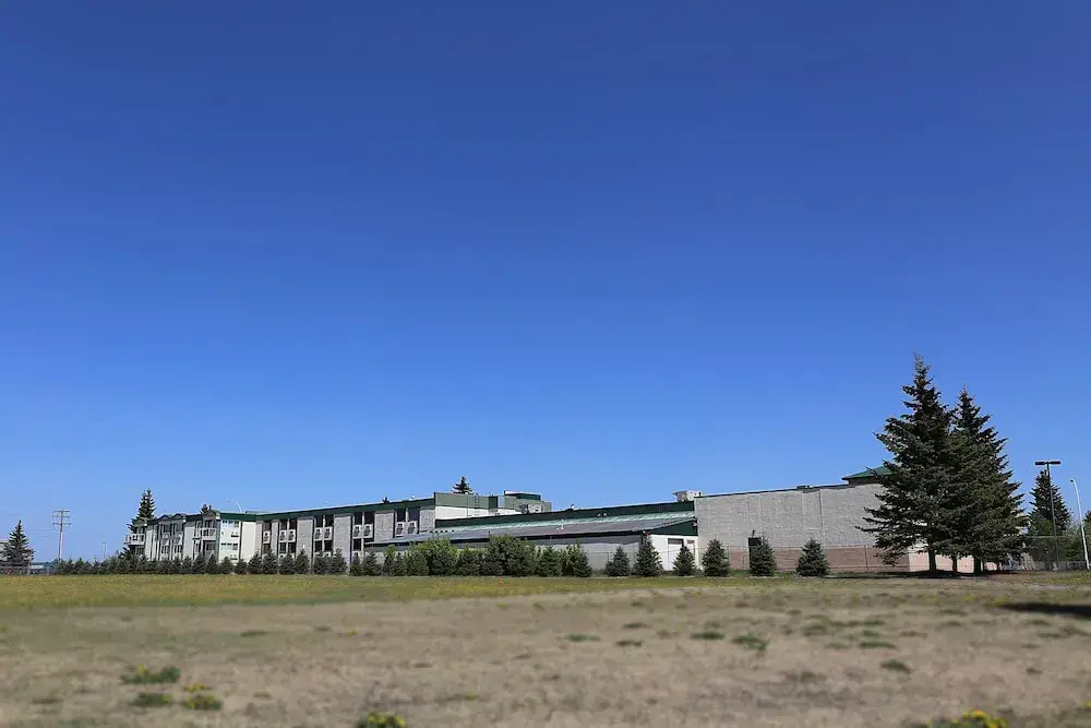 Tamarack Motor Inn