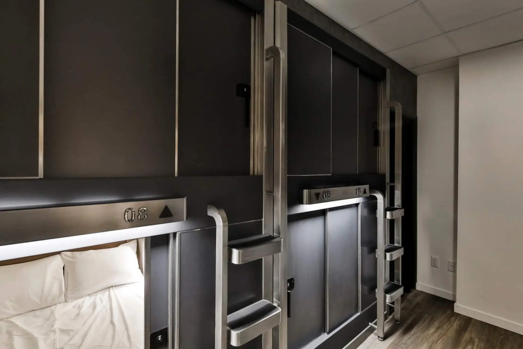 Hygie Pod Hotel - Hostel