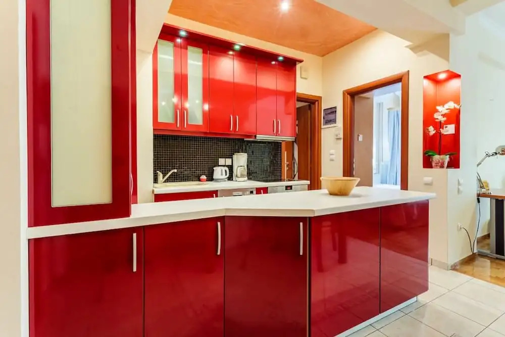 Athens Strawberry Hideaway - City Chic Retreat