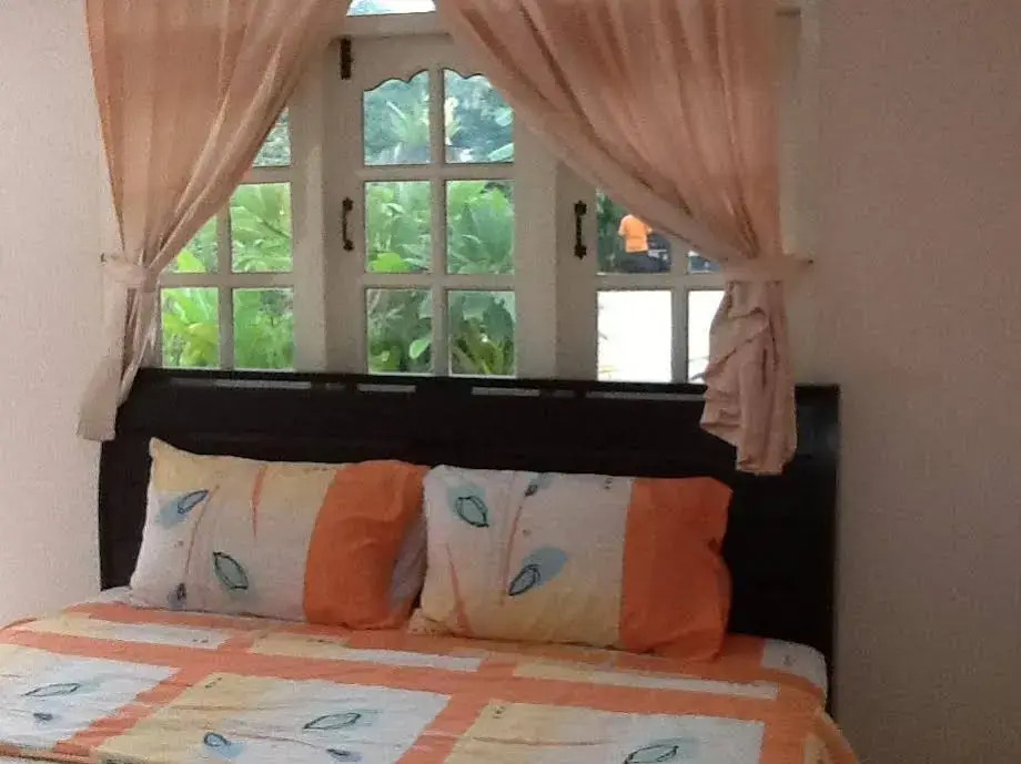 Ruean Kaew Mongkorn Resort