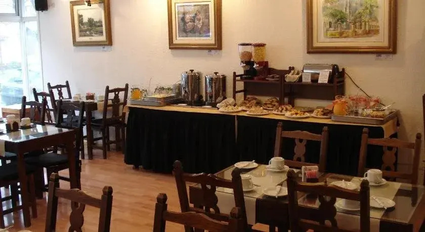 Lugra Hotel
