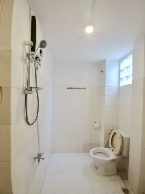 Poseidon Hotel And Apartment