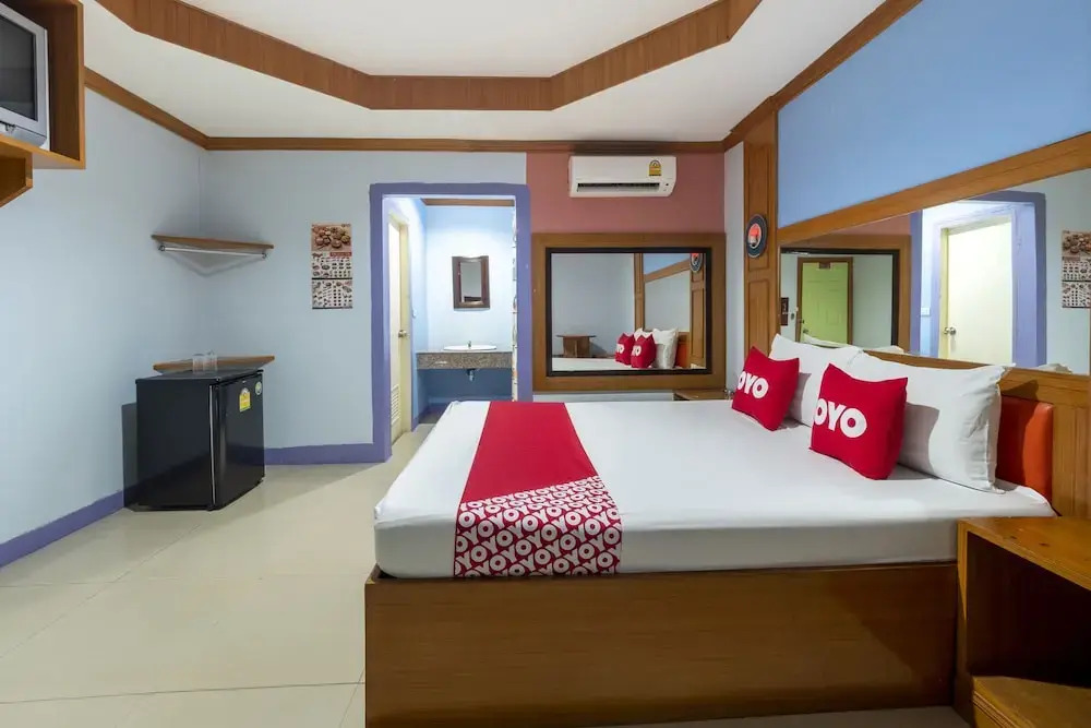 OYO 1153 New Star Hotel