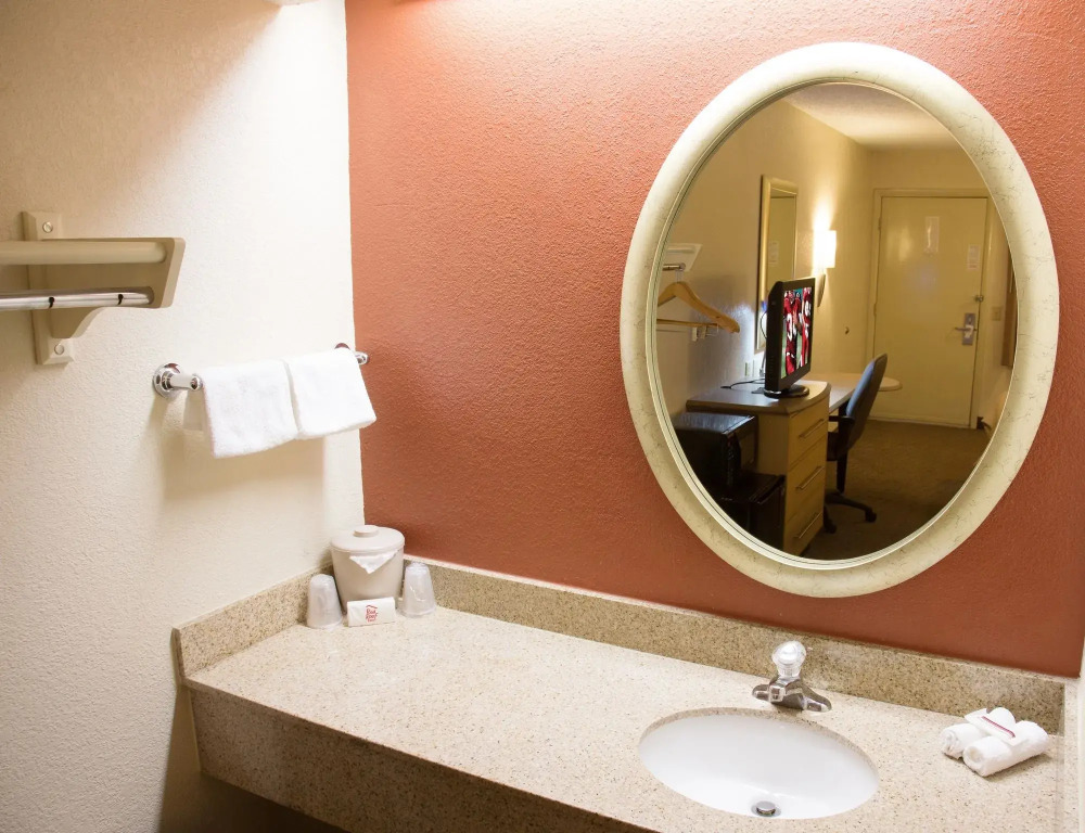 Red Roof Inn North Little Rock