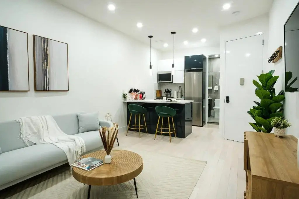 317-2d Brand New Modern 1BR W D Near Central Park