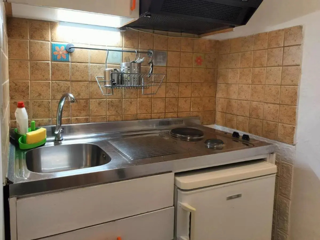 Hermes Welcome Stay Garden House - Explore Center by foot - Close to Helexpo & University