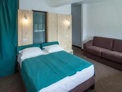 Complex Hotelier COTA O MIE