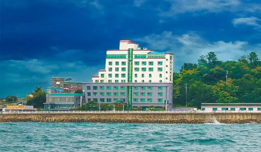 Benikea San & Bada Hotel Resort