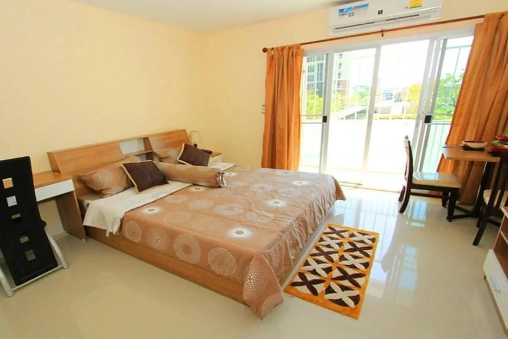 The Grow Hotel & Residence