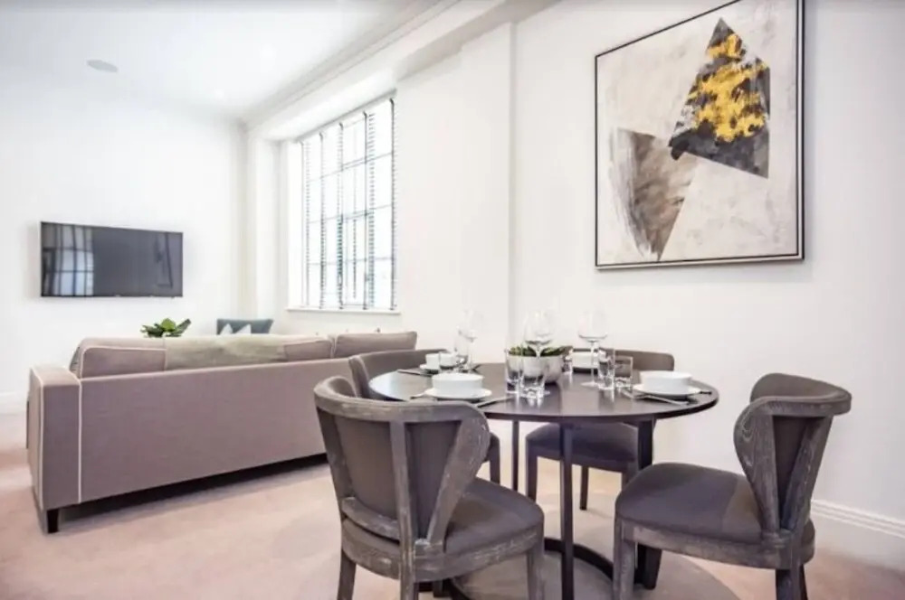 Designer Townhouse with Panoramic River Views