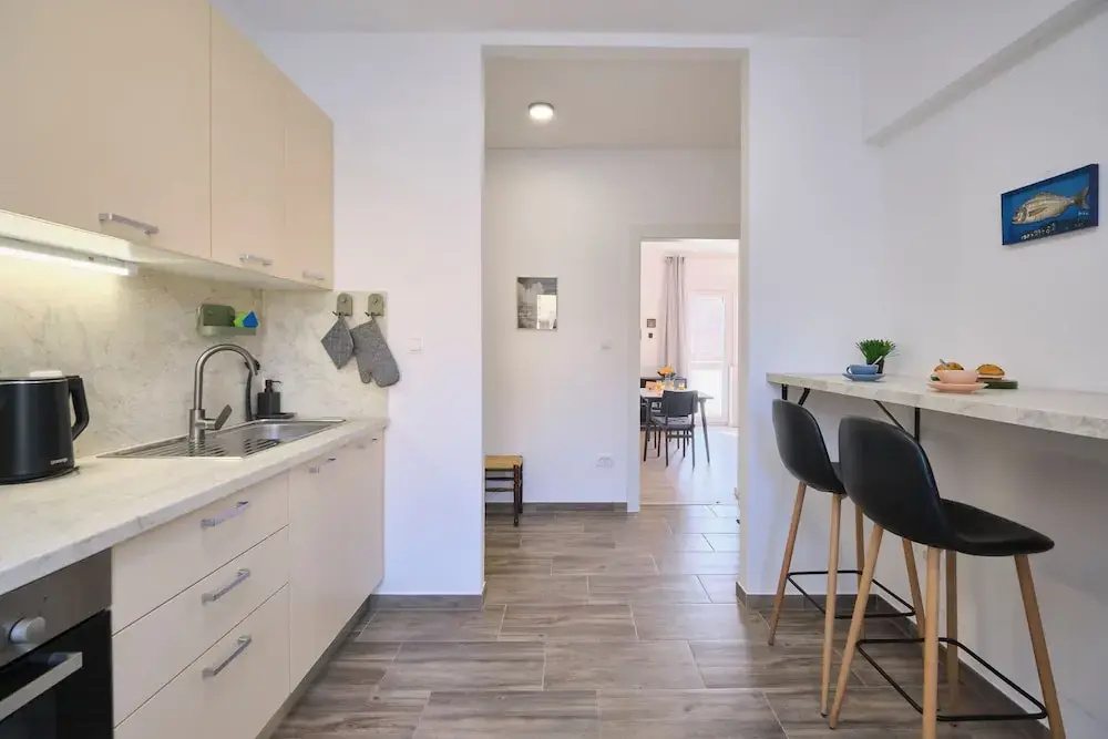 LAV Central Apartment by Litto