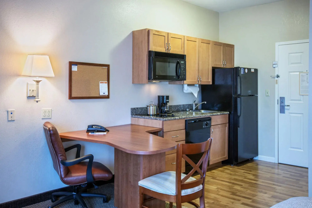 Candlewood Suites Windsor Locks by IHG