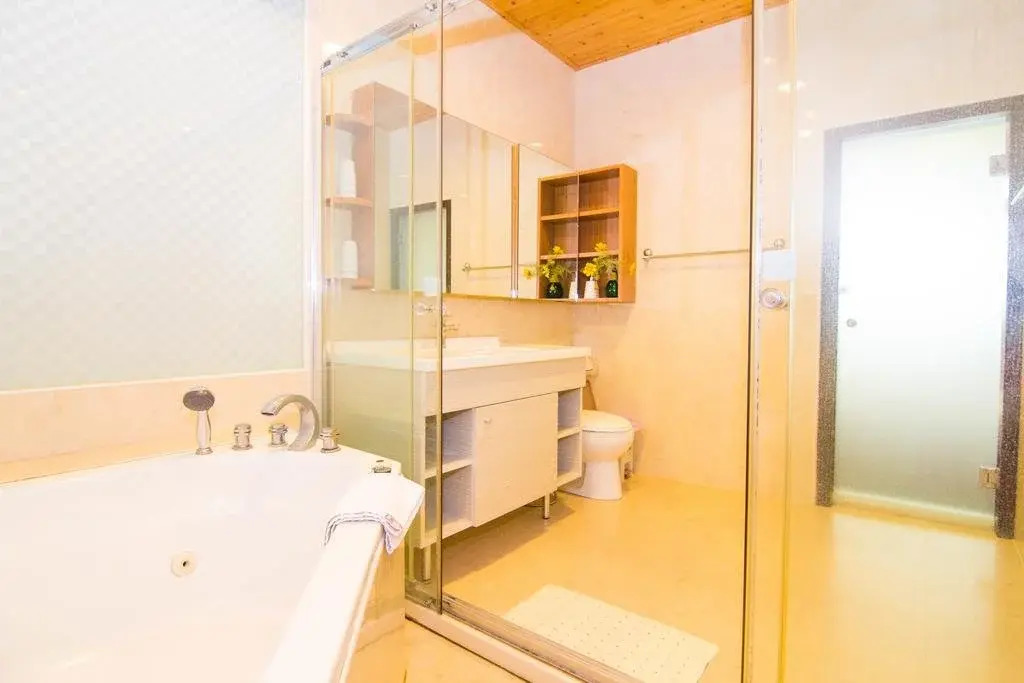 8 Kingdom B&B