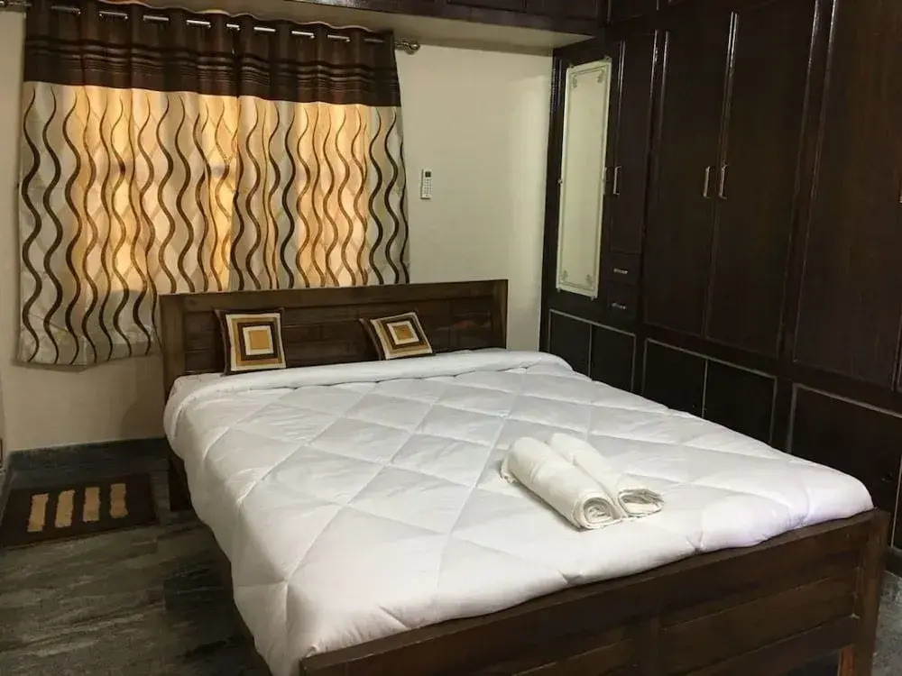 Dea Service Apartment