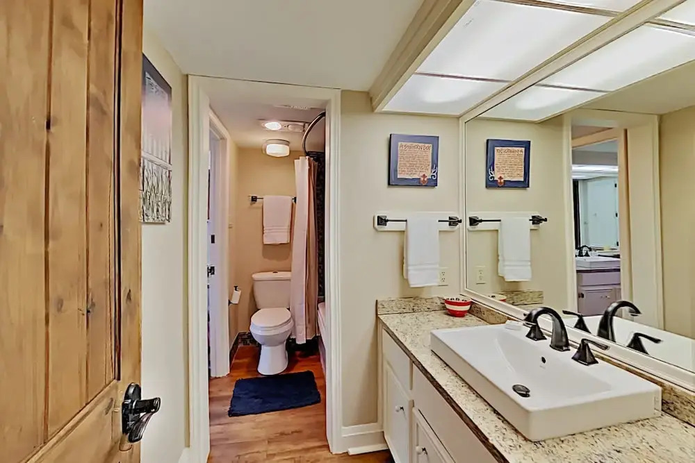 Lavish All-suite W/ Tennis Courts: Near Pool, Golf 4 Bedroom Condo