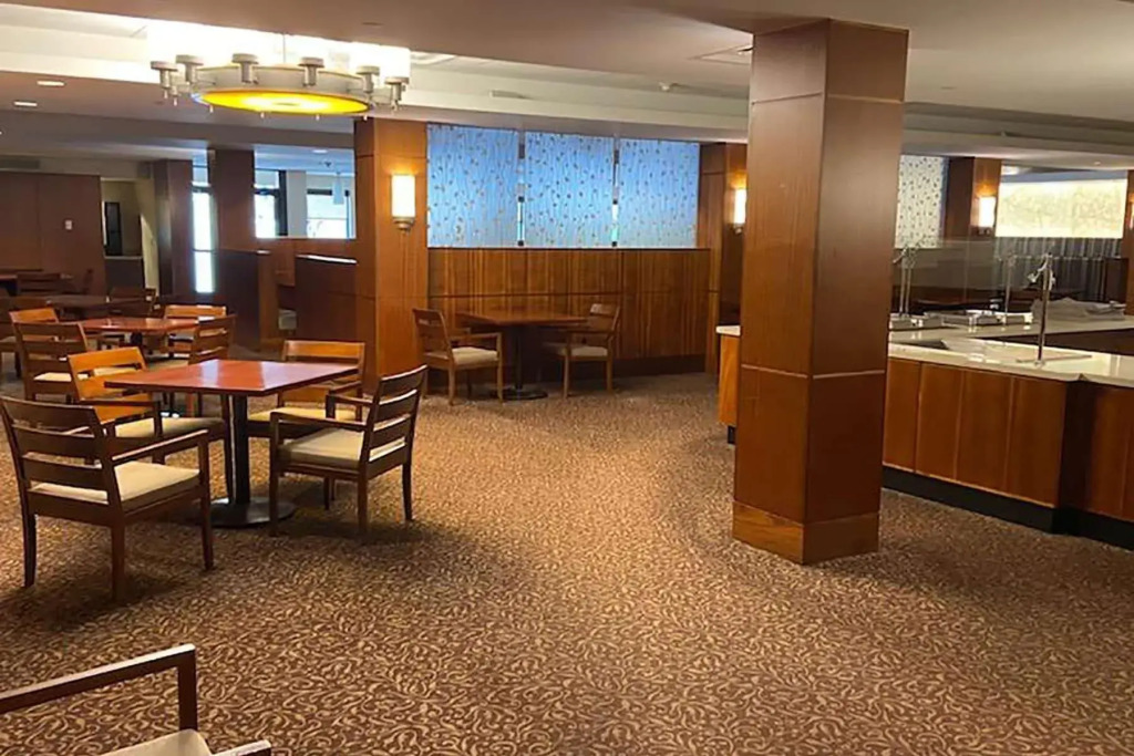 Randolph Hotel Liverpool Syracuse Airport West, Trademark