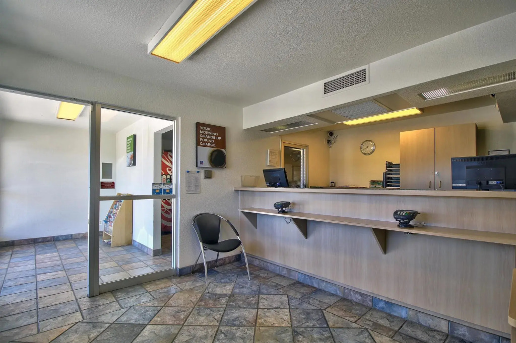 Knights Inn Sierra Vista / East Fry