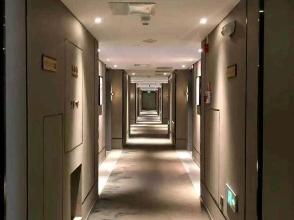Homeinn Selected (Karamay Youyi Road)