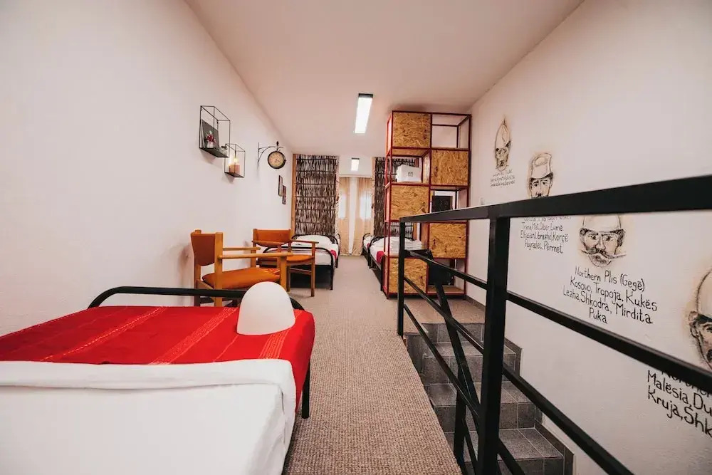 Plis Room - Old Bazaar