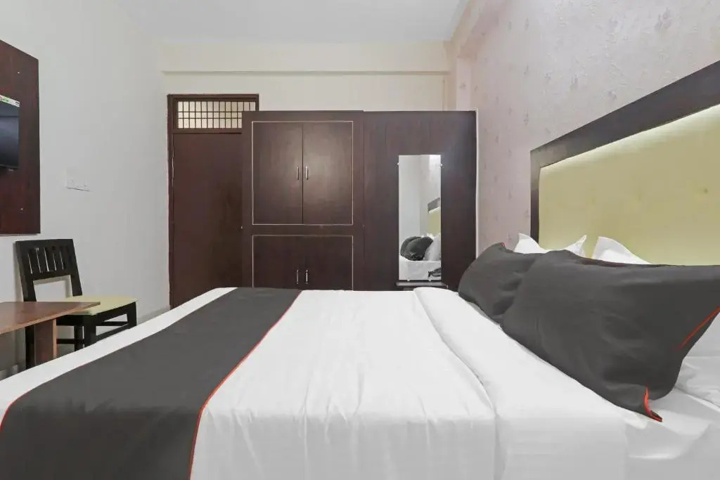 Collection O 87450 Hotel Olivia In
