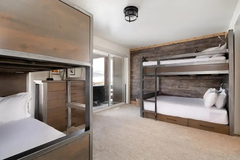 Saddle Ridge D1 3 Bedroom Condo by Moonlight Basin Lodging