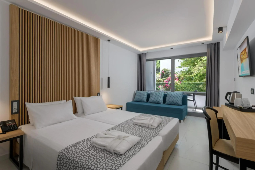 Oceanis Beach Hotel