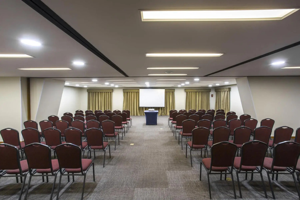 Estanplaza Nações Unidas