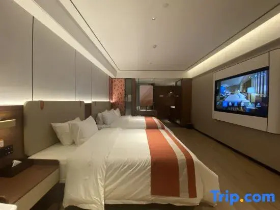 Platinum Jinshang Hotel (World Trade Plaza Branch)
