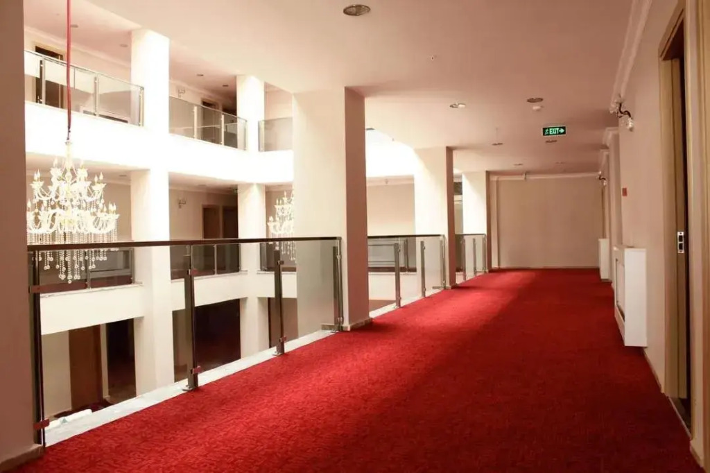 Grand City Hotel
