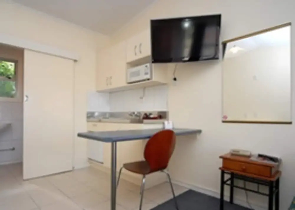Frimley Lodge Motel