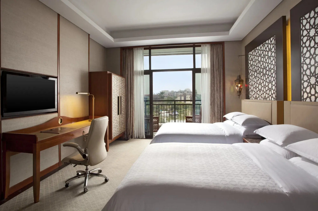 Sheraton Qingyuan Lion Lake Resort