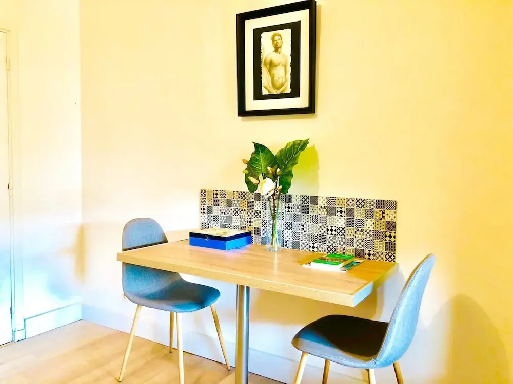 Studio in Saint-Cyr-Sur-Mer, with Enclosed Garden And Wifi - 860 M From the Beach