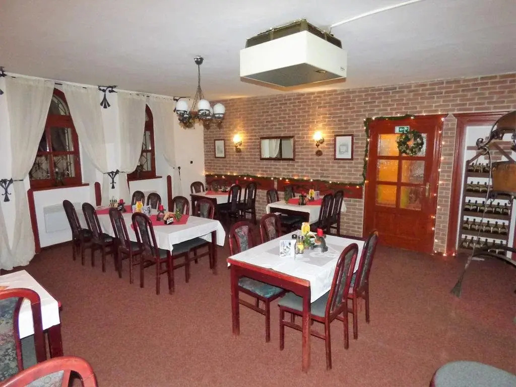 Penzion - Restaurant U Zámku