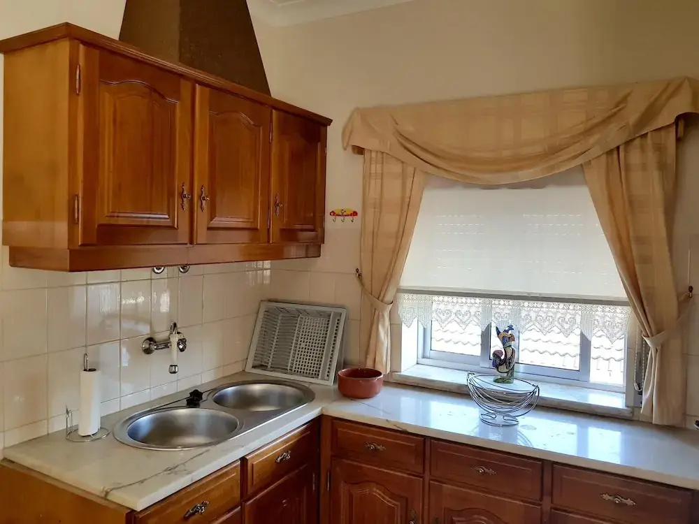 House With 7 Bedrooms in Lajeosa, With Wonderful Mountain View and Enc