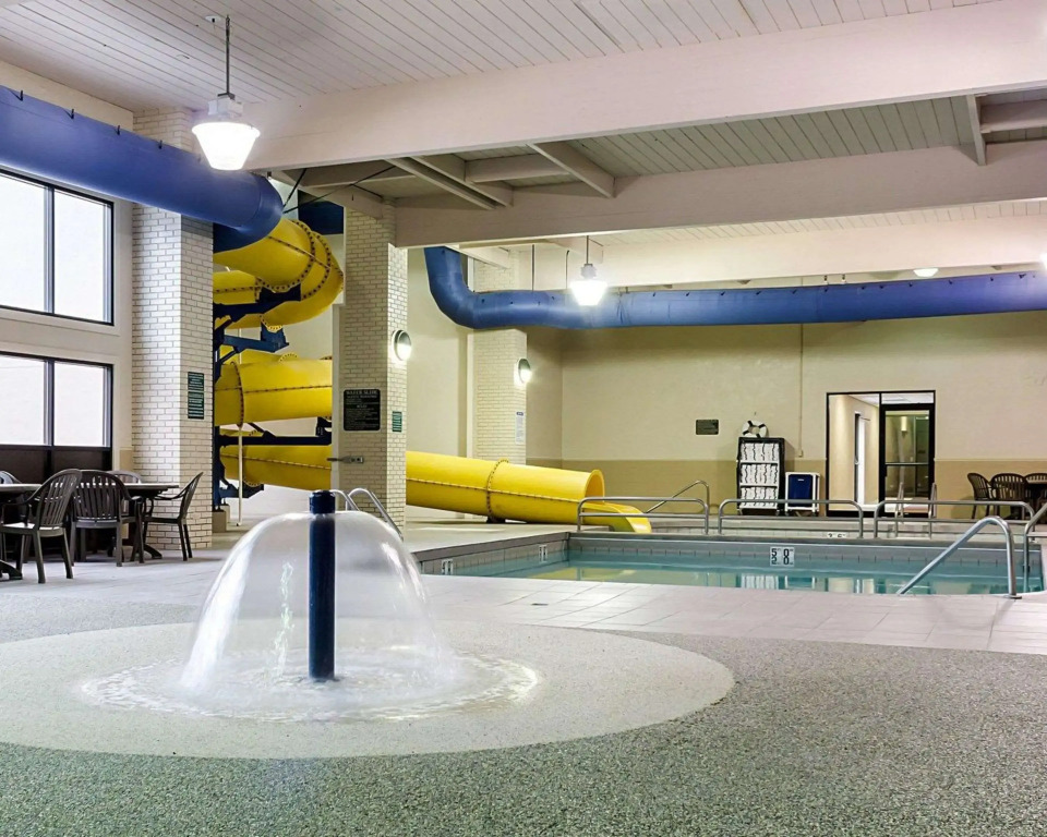 Baymont by Wyndham Jamestown Conference Center & Water Park