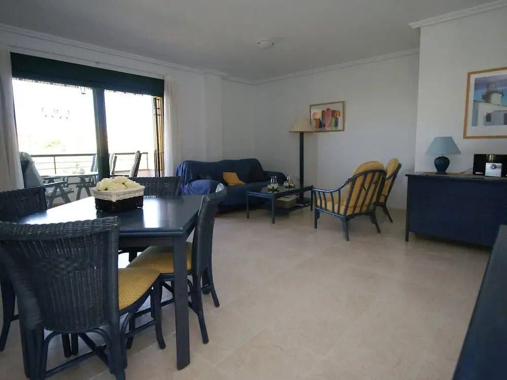 Superb Apartment Right on Beautiful 18-hole Golf Course on the Costa Blanca
