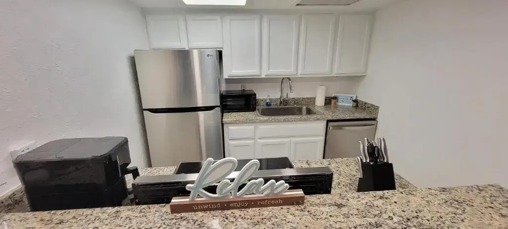 Tiki Condo 261