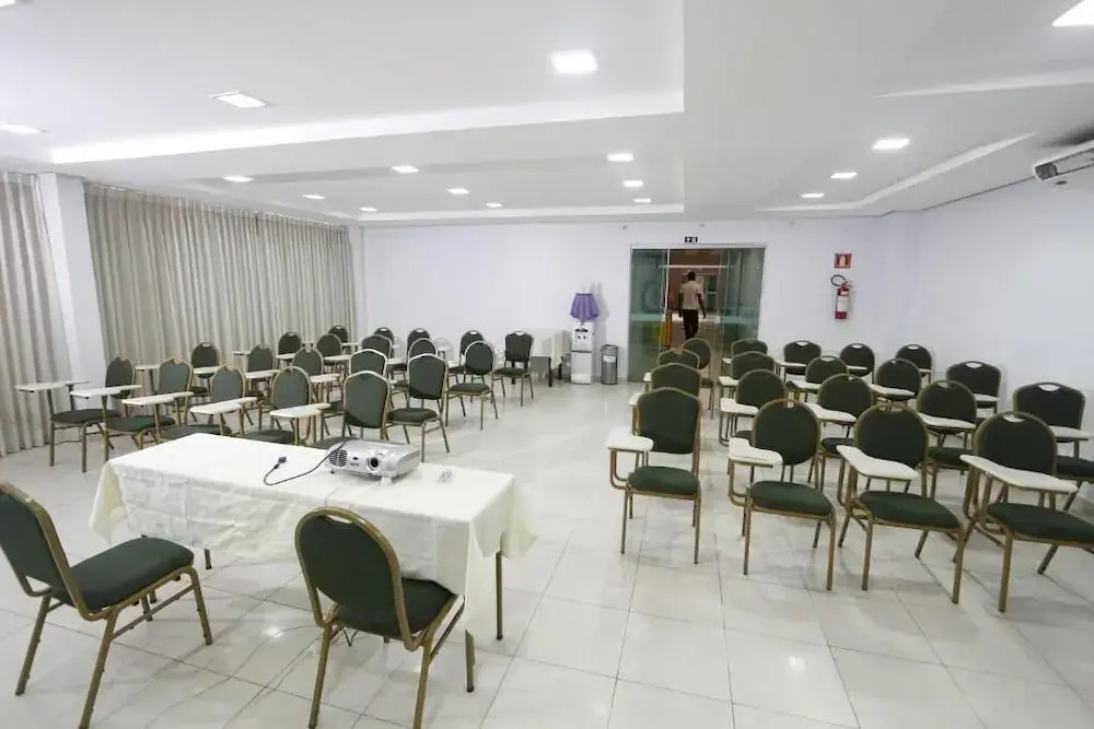 Golden Ville Hotel