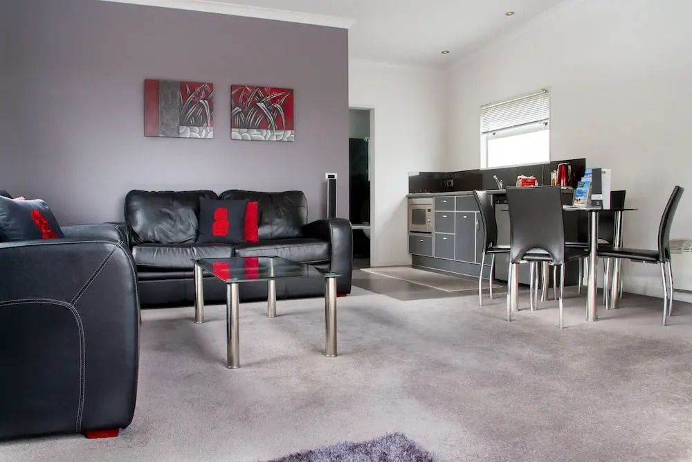 Martinborough Mews