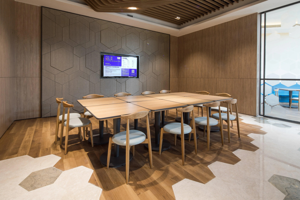 Holiday Inn Express Qidong Downtown