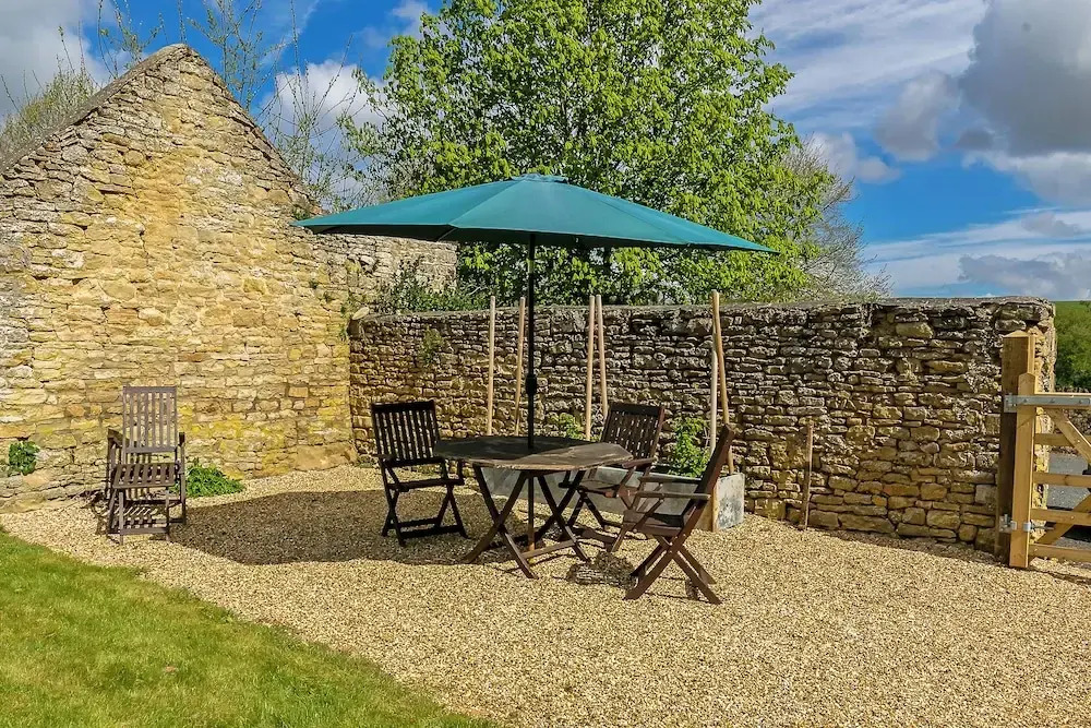 Stunning Barn Conversion - Rural Setting