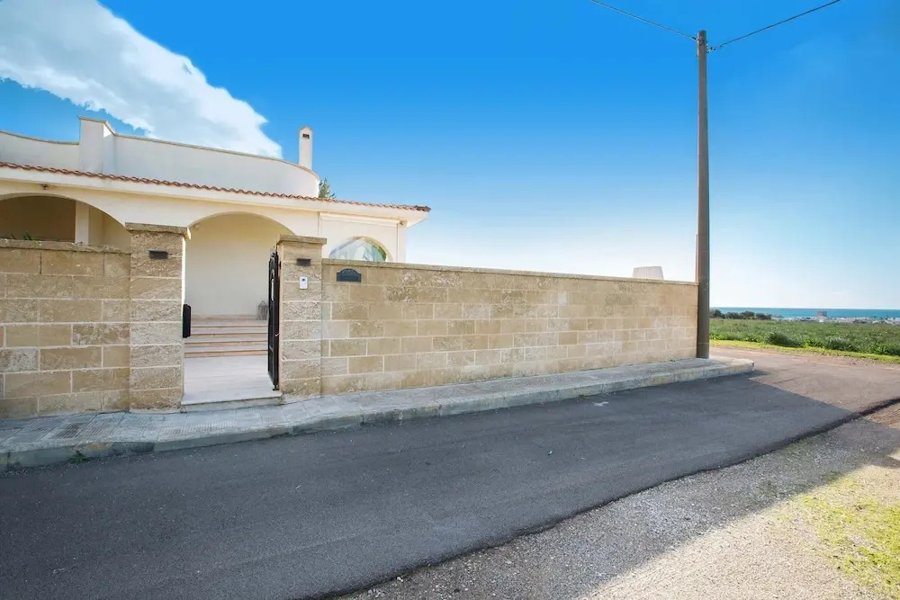2660 Villa Montecarlo by Perle di Puglia
