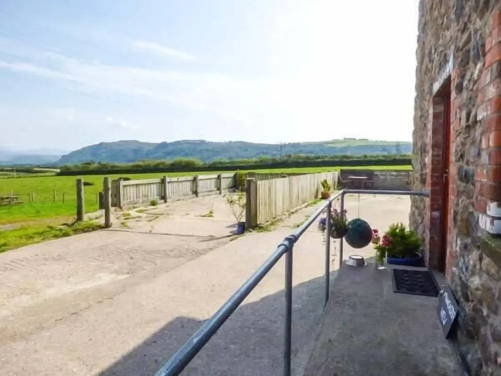 Muncaster View
