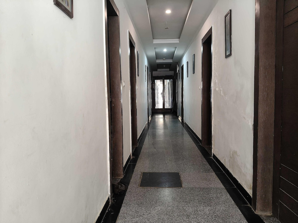Collection O Agra Kalindi Vihar Formerly Hotel Taj