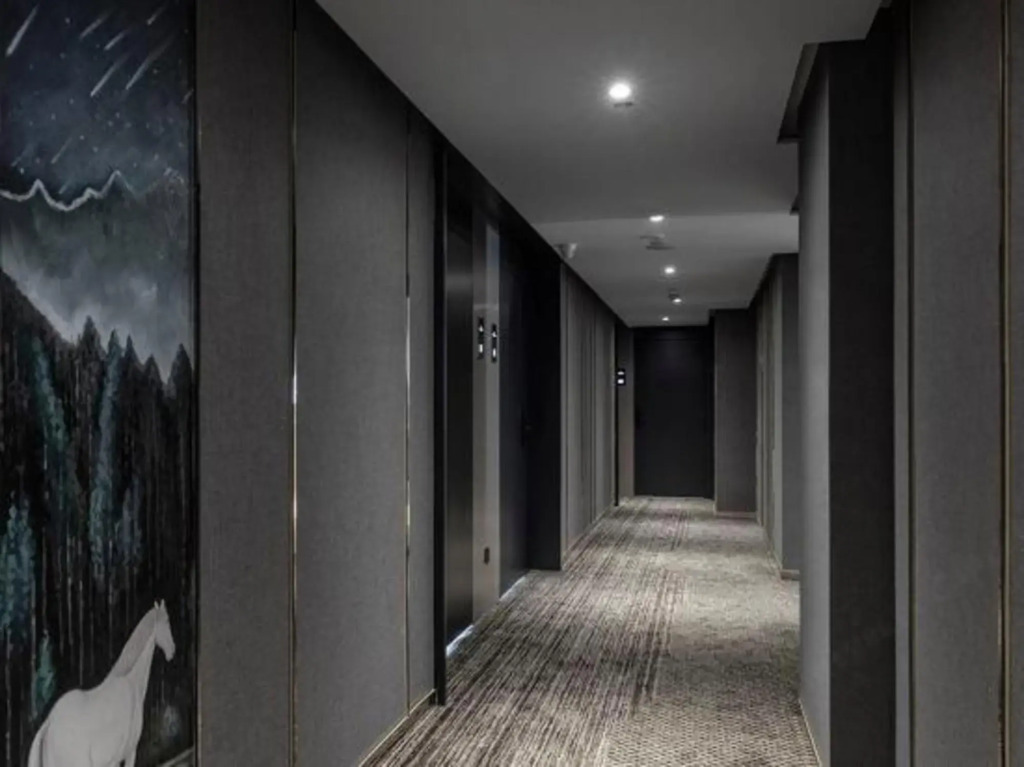 Ruige Hotel