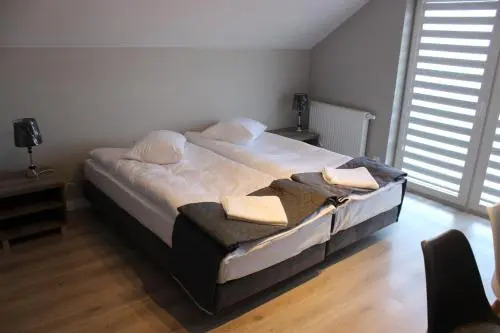 Hotel Pod Strzechą
