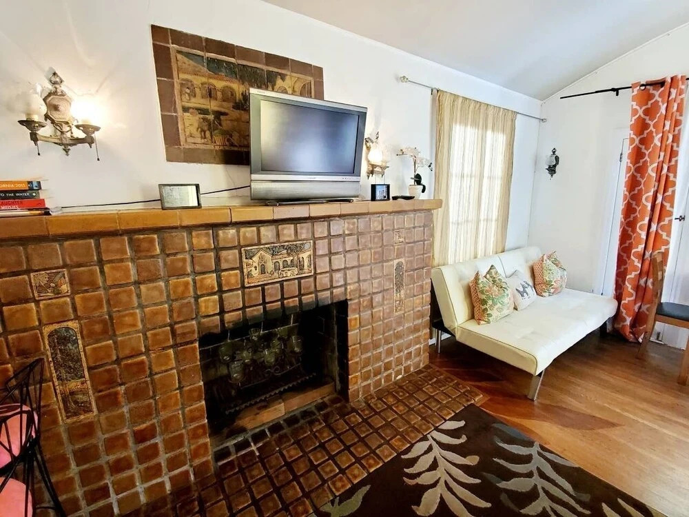 Unique Romantic 2br+loft@venice Short/long Stay 2 Bedroom Apts