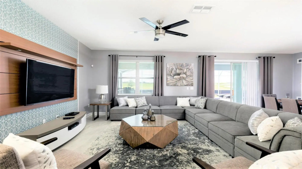 Resort 9BR Family Disney Pool Villa w Greenview